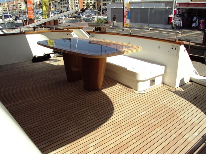 LADY KATANA -  Aft Deck